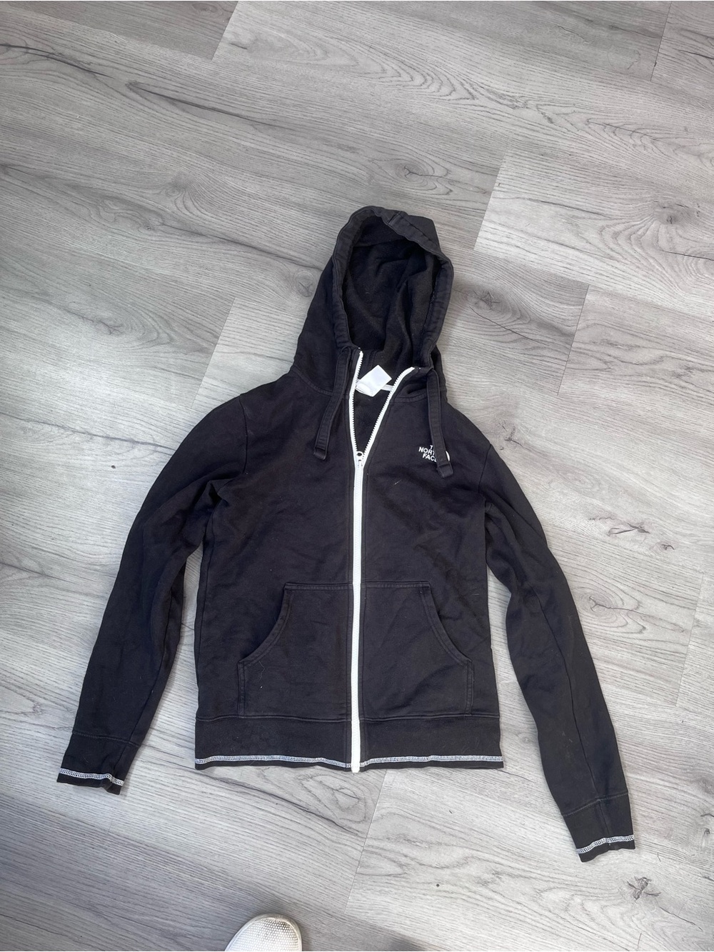 Gently used north face zip up hoodie